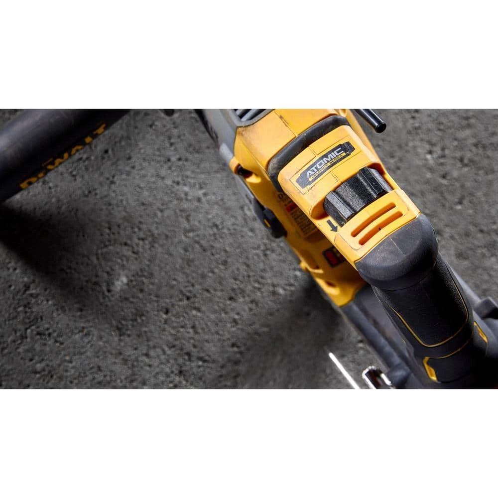 DEWALT ATOMIC 20V MAX Cordless Brushless Ultra-Compact 5/8 in. SDS + Hammer Drill with 20V MAX XR 6.0Ah and 4.0Ah Batteries 13 DEWALT ATOMIC 20V MAX Cordless Brushless Ultra-Compact 5/8 in. SDS + Hammer Drill with 20V MAX XR 6.0Ah and 4.0Ah Batteries - Image 11