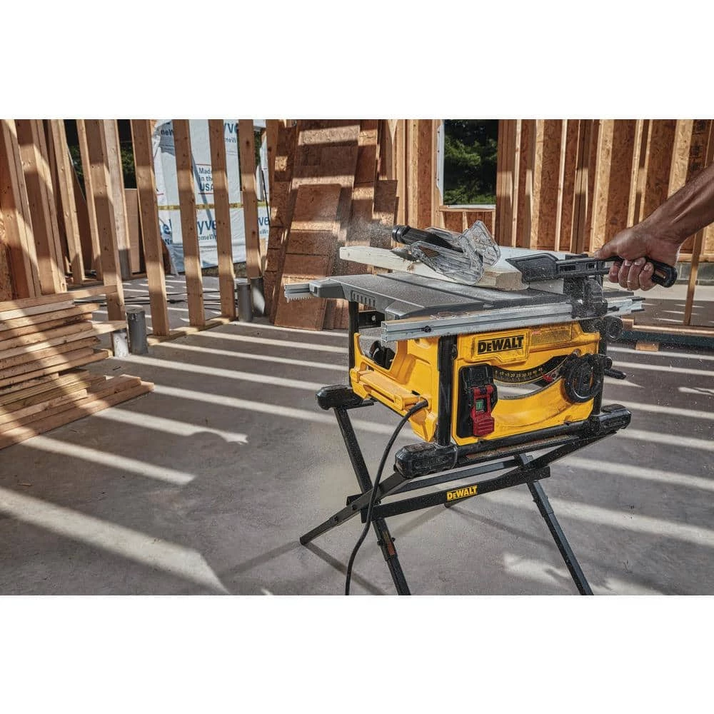 DEWALT 15 Amp Corded 8-1/4 in. Compact Portable Jobsite Tablesaw (Stand Not Included) 12 DEWALT 15 Amp Corded 8-1/4 in. Compact Portable Jobsite Tablesaw (Stand Not Included) - Image 10