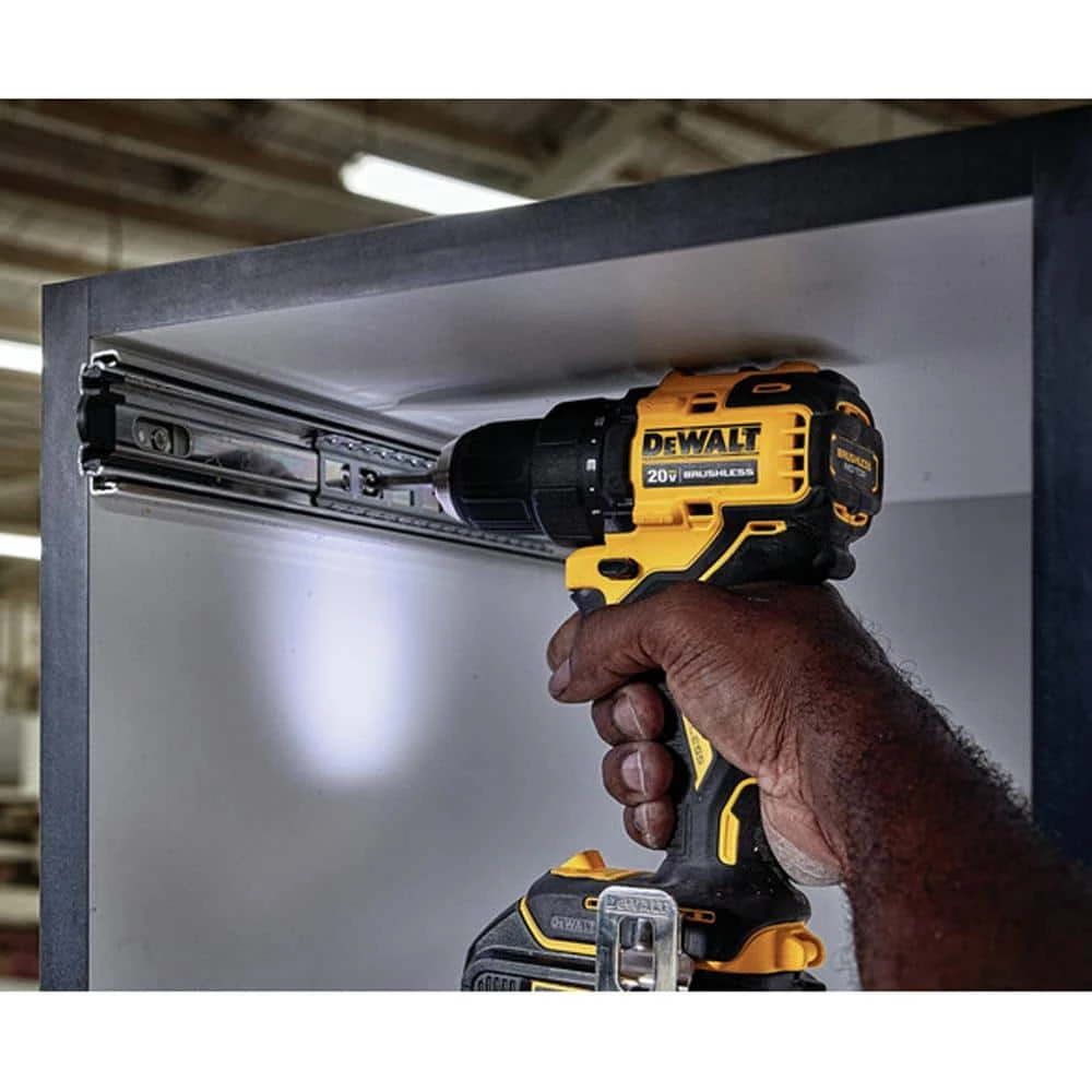 DEWALT ATOMIC 20V MAX Cordless Brushless Compact 1/2 in. Drill/Driver Kit and ATOMIC Brushless Compact 1/2 in. Hammer Drill 15 DEWALT ATOMIC 20V MAX Cordless Brushless Compact 1/2 in. Drill/Driver Kit and ATOMIC Brushless Compact 1/2 in. Hammer Drill - Image 13