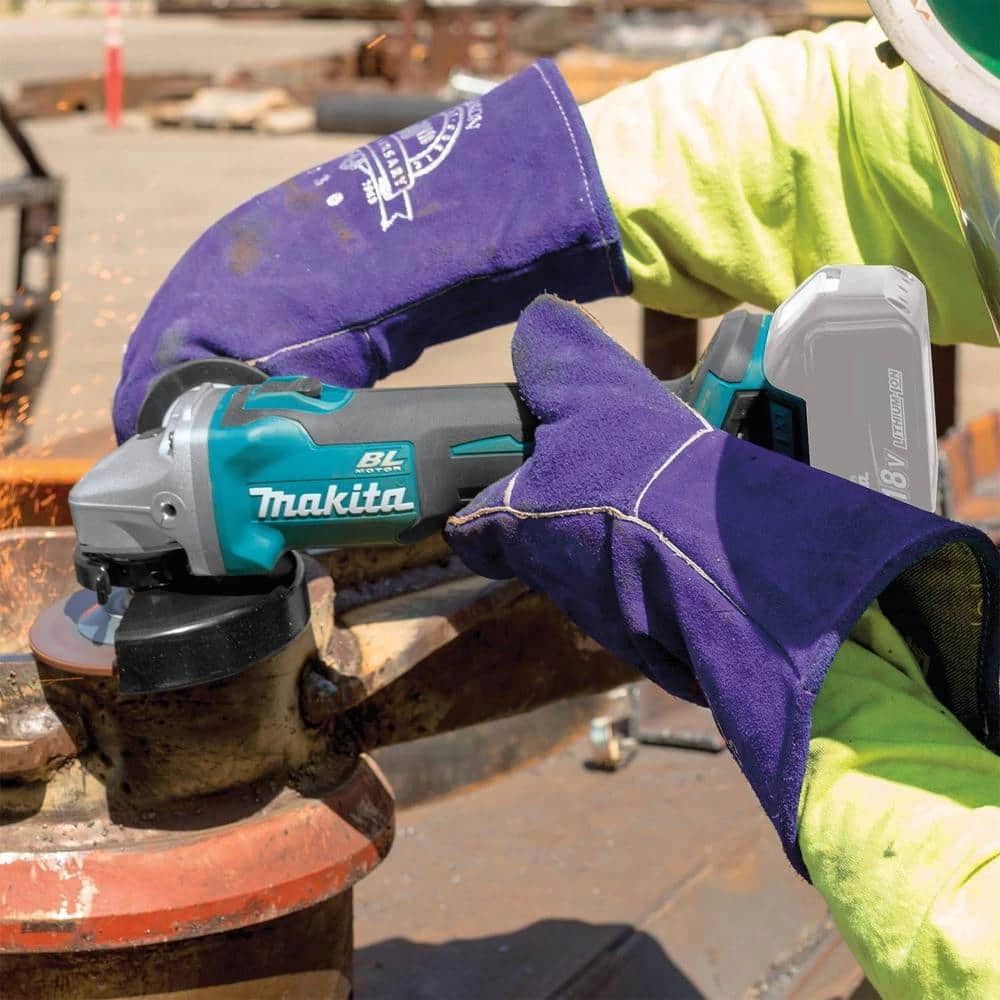 Makita 18V LXT Lithium-Ion Brushless Cordless 4-1/2 in./5 in. Cut-Off/Angle Grinder (Tool-Only) 10 Makita 18V LXT Lithium-Ion Brushless Cordless 4-1/2 in./5 in. Cut-Off/Angle Grinder (Tool-Only) - Image 8