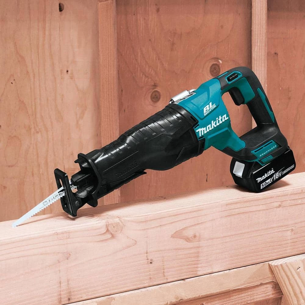 Makita 18V 4-Piece 5.0Ah LXT Lithium-Ion Brushless Cordless Combo Kit Hammer Drill/ Impact Driver/ Recipro Saw/ Flashlight 7 Makita 18V 4-Piece 5.0Ah LXT Lithium-Ion Brushless Cordless Combo Kit Hammer Drill/ Impact Driver/ Recipro Saw/ Flashlight - Image 5