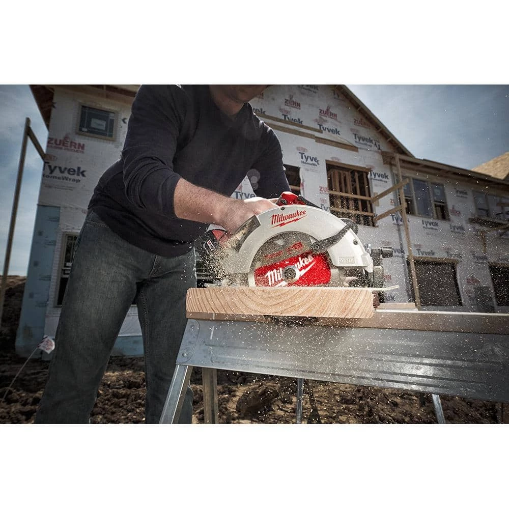 Milwaukee M18 18-Volt Lithium-Ion Brushless Cordless 7-1/4 in. Circular Saw w/(2) 5.0 Ah Batteries & Dual Bay Rapid Charger 9 Milwaukee M18 18-Volt Lithium-Ion Brushless Cordless 7-1/4 in. Circular Saw w/(2) 5.0 Ah Batteries & Dual Bay Rapid Charger - Image 7