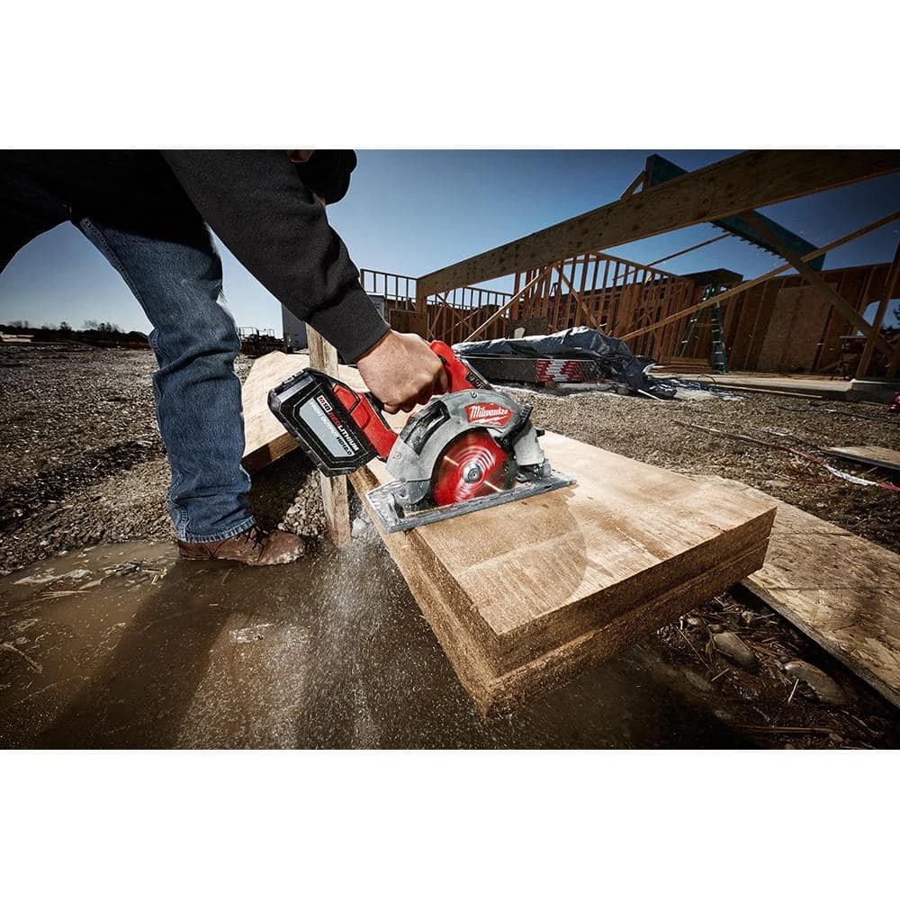 Milwaukee M18 FUEL 18V 7-1/4 in. Lithium-Ion Brushless Cordless Circular Saw with M18 5.0 Ah Battery 4 Milwaukee M18 FUEL 18V 7-1/4 in. Lithium-Ion Brushless Cordless Circular Saw with M18 5.0 Ah Battery - Image 2