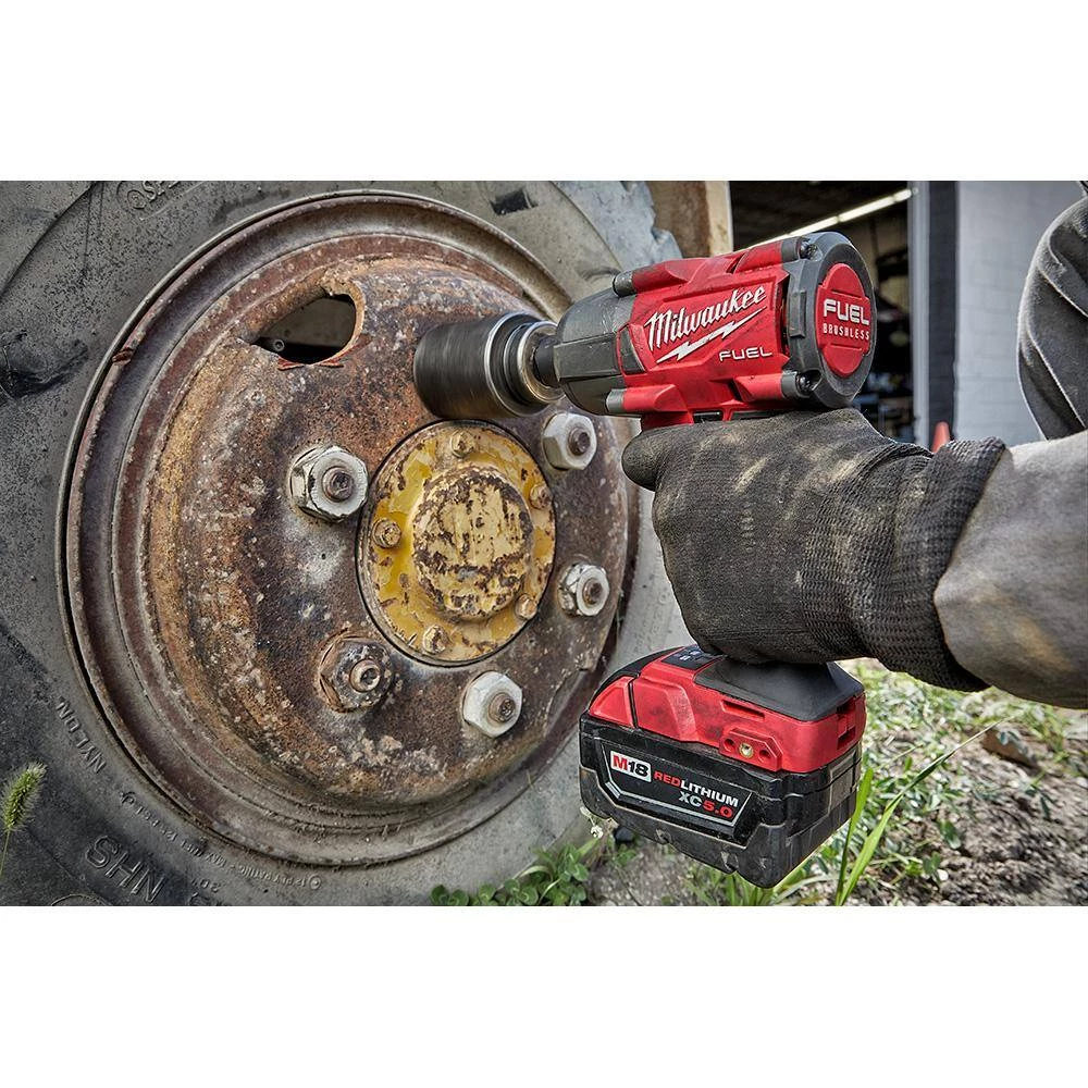 Milwaukee M18 FUEL GEN-2 18V Lithium-Ion Mid Torque Brushless Cordless 3/8 in. Impact Wrench with (1) 5.0 Ah Battery 9 Milwaukee M18 FUEL GEN-2 18V Lithium-Ion Mid Torque Brushless Cordless 3/8 in. Impact Wrench with (1) 5.0 Ah Battery - Image 7