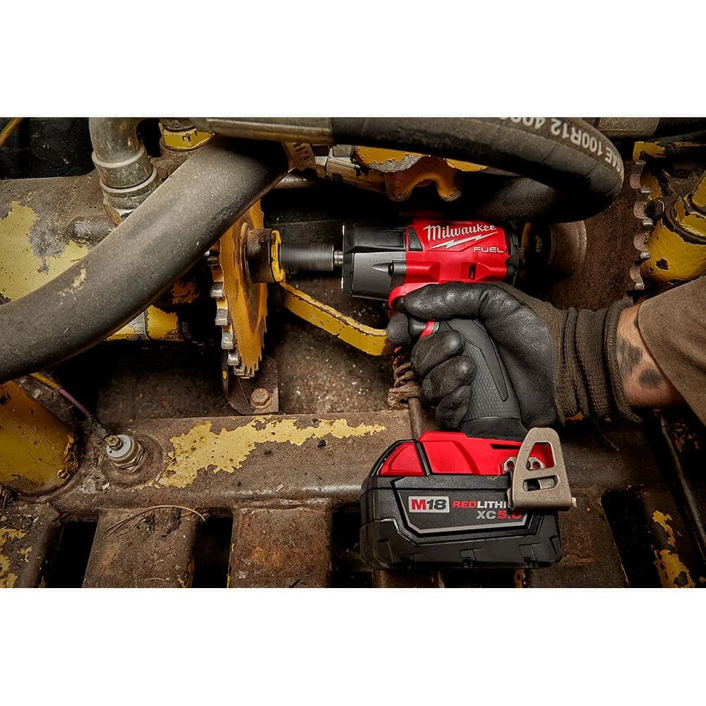 Milwaukee M18 FUEL Gen-2 18V Lithium-Ion Brushless Cordless Mid Torque 1/2 in. Impact Wrench with (1) 5.0 Ah Battery 11 Milwaukee M18 FUEL Gen-2 18V Lithium-Ion Brushless Cordless Mid Torque 1/2 in. Impact Wrench with (1) 5.0 Ah Battery - Image 9