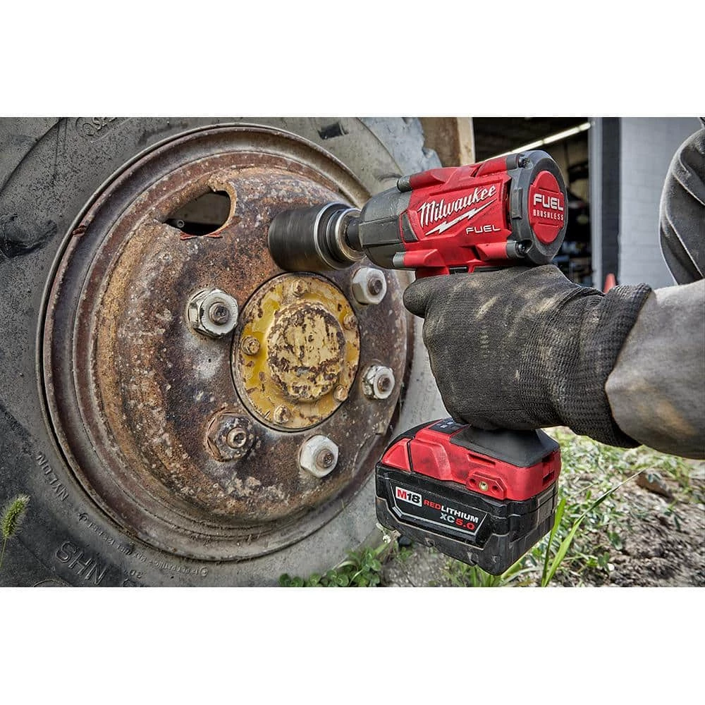Milwaukee M18 FUEL Gen-2 18V Lithium-Ion Brushless Cordless Mid Torque 1/2 in. Impact Wrench with (1) 5.0 Ah Battery 10 Milwaukee M18 FUEL Gen-2 18V Lithium-Ion Brushless Cordless Mid Torque 1/2 in. Impact Wrench with (1) 5.0 Ah Battery - Image 8
