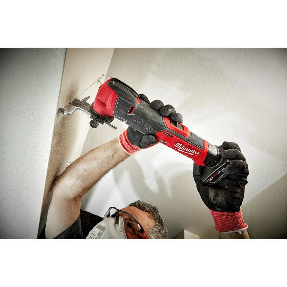 Milwaukee M12 FUEL 12V Lithium-Ion Cordless Oscillating Multi-Tool (Tool-Only) 13 Milwaukee M12 FUEL 12V Lithium-Ion Cordless Oscillating Multi-Tool (Tool-Only) - Image 11