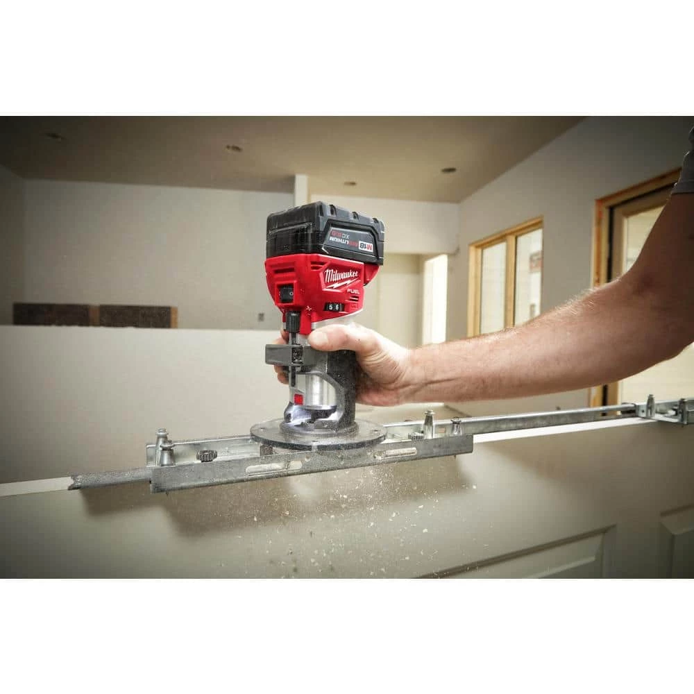 Milwaukee M18 FUEL 18V Lithium-Ion Brushless Cordless Compact Router with M18 5.0 Ah Battery 10 Milwaukee M18 FUEL 18V Lithium-Ion Brushless Cordless Compact Router with M18 5.0 Ah Battery - Image 10