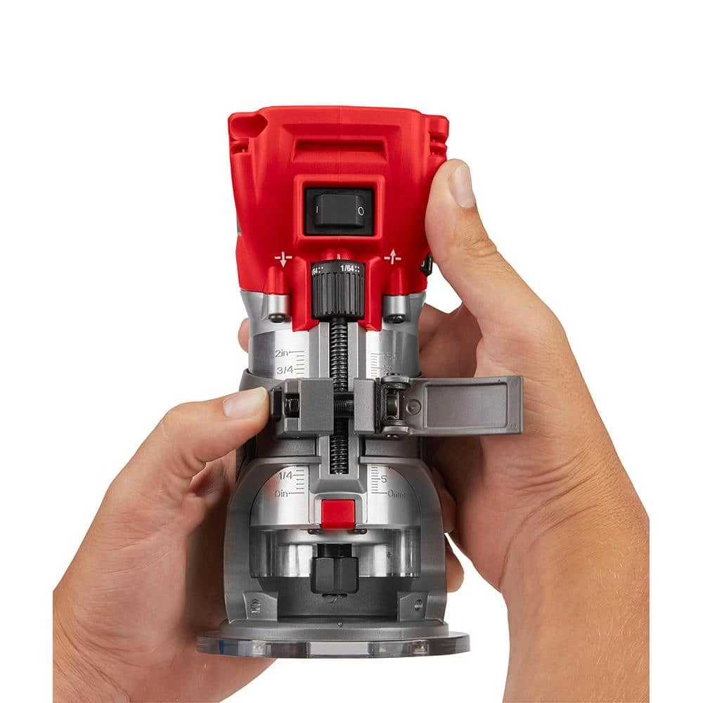 Milwaukee M18 FUEL 18V Lithium-Ion Brushless Cordless Compact Router with M18 5.0 Ah Battery 7 Milwaukee M18 FUEL 18V Lithium-Ion Brushless Cordless Compact Router with M18 5.0 Ah Battery - Image 7