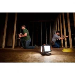 RIDGID 18V Hybrid Folding Panel Light with (2) 4.0 Ah Batteries, Charger, and Bag -Power Tools Sales Store ridgid jobsite lighting r8694221b ac93044sbn 4f 1000